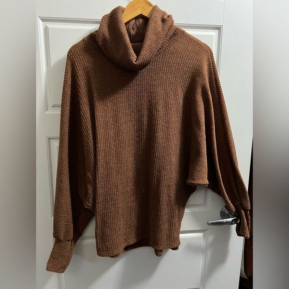 Jodifl brown/burnt orange cowl neck long dolman sleeve sweater in size M. - Picture 1 of 7
